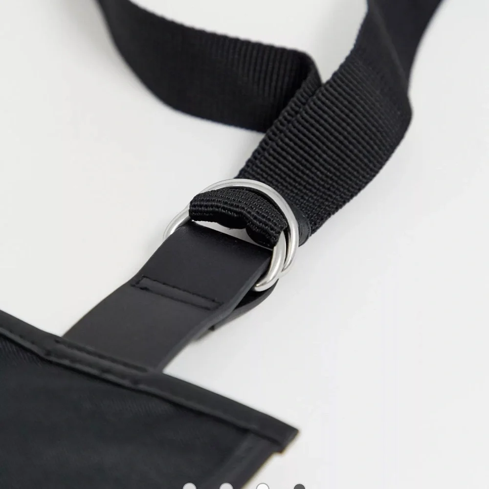 NWT ASOS DESIGN cross body flight bag in black with front pocket and zip